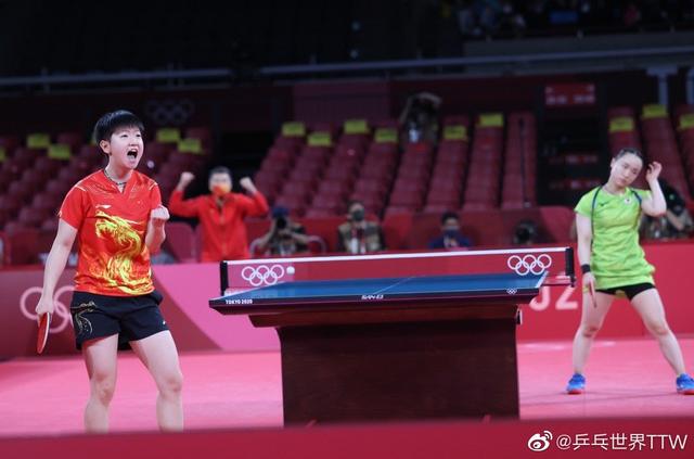 球迷期待伤 球迷期待伤