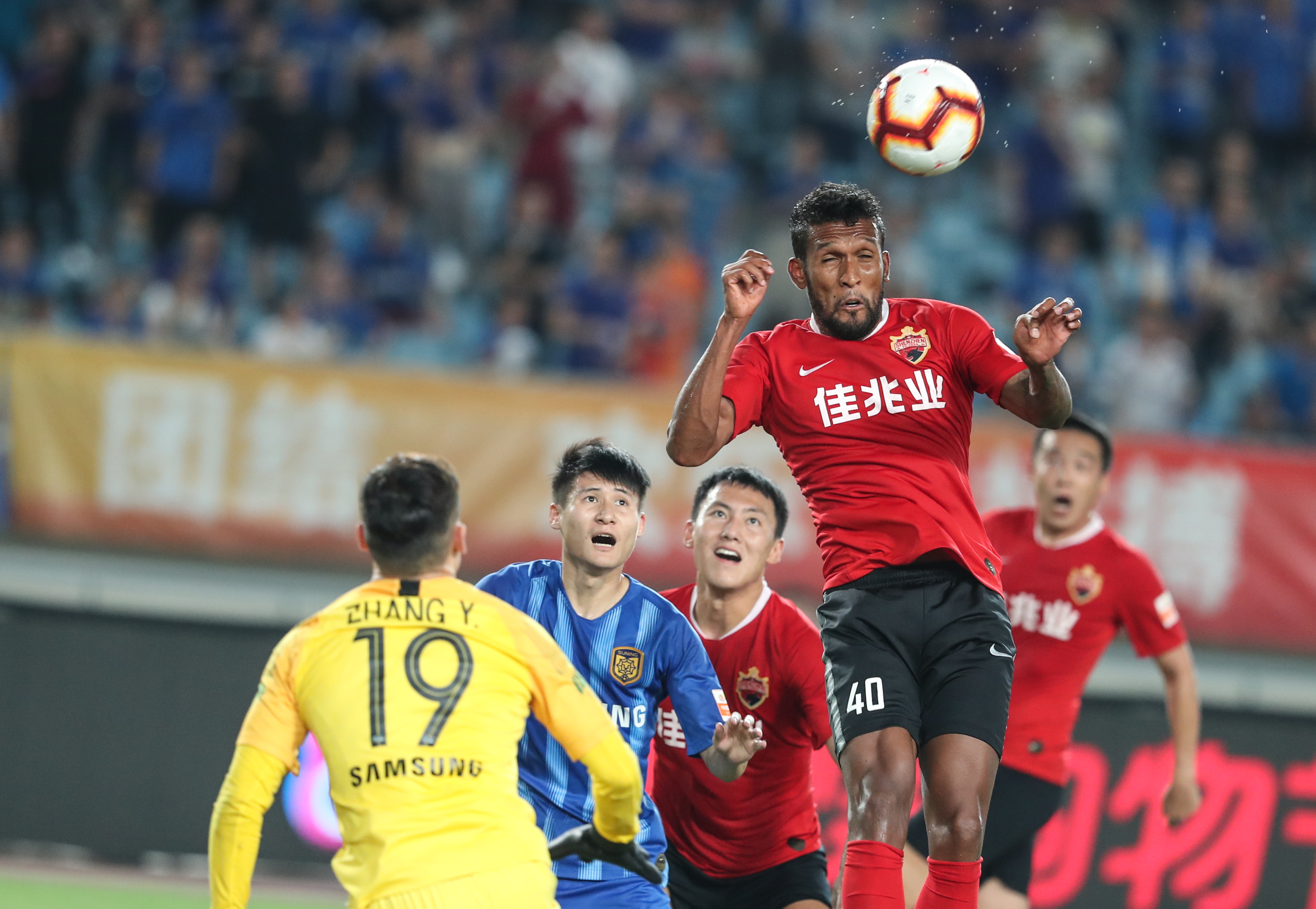 暴露肘区空 暴露肘区空